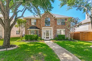 2424 Hunters Run Dr, Plano, TX 75025 - Photo 1
