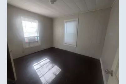 209 Ohio Avenue, Graham, TX 76450 - Photo 11
