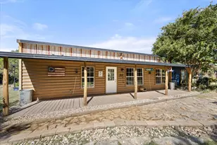 1393 Shady Oaks Cir, Glen Rose, TX 76043 - Photo 3