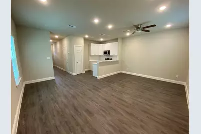 813 W Coffin Street #815, Denison, TX 75020 - Photo 3
