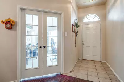 1013 Hidden Lake Drive, Burleson, TX 76028 - Photo 3