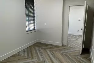 330 N 8th St, Midlothian, TX 76065 - Photo 1