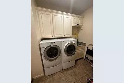 1602 Jefferson Street, Bowie, TX 76230 - Photo 29