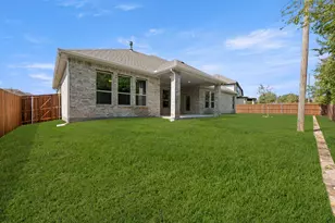 971 Richard Pittmon Dr, DeSoto, TX 75115 - Photo 27