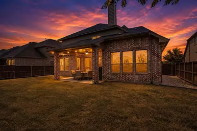 1024 Highpoint Way, Roanoke, TX 76262 - Photo 5