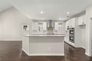 740 Sundrop Dr, Little Elm, TX 75068 - Photo 9