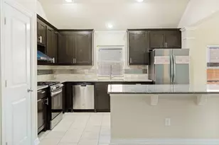 7046 Belteau Ln, Dallas, TX 75227 - Photo 11