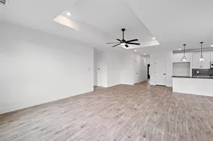 2712 Steepleridge Cir, Granbury, TX 76048 - Photo 13