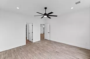2712 Steepleridge Cir, Granbury, TX 76048 - Photo 17