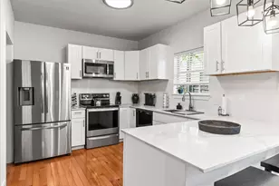 1803 N Winnetka Ave, Dallas, TX 75208 - Photo 9