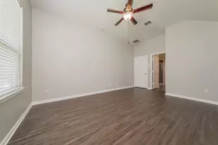 1521 Toucan Dr, Little Elm, TX 75068 - Photo 9