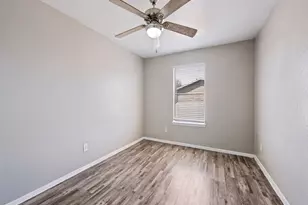 1122 Millview Dr, Arlington, TX 76012 - Photo 9