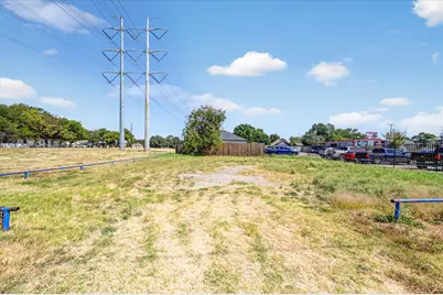 2126 W Main Street, Grand Prairie, TX 75050 - Photo 13