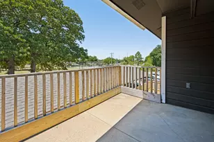 1122 Millview Dr, Arlington, TX 76012 - Photo 11