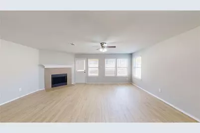 5112 Glen Eden Drive, Fort Worth, TX 76119 - Photo 5