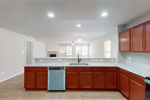 5112 Glen Eden Dr, Fort Worth, TX 76119 - Photo 7