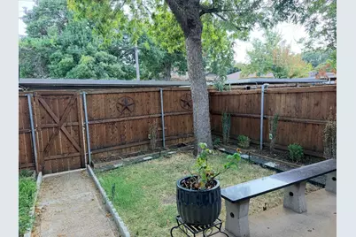 13704 Flagstone Lane, Dallas, TX 75240 - Photo 13