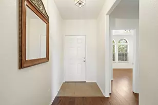 104 Holly St, Waxahachie, TX 75165 - Photo 3