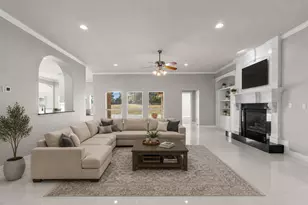 1055 The Meadows Pkwy, DeSoto, TX 75115 - Photo 17