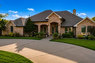 1055 The Meadows Pkwy, DeSoto, TX 75115 - Photo 1