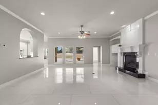 1055 The Meadows Pkwy, DeSoto, TX 75115 - Photo 19