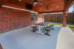 2627 Carmen Dr, Grand Prairie, TX 75052 - Photo 21