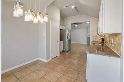 2627 Carmen Drive, Grand Prairie, TX 75052 - Photo 5