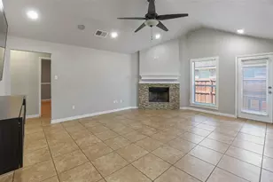 2627 Carmen Dr, Grand Prairie, TX 75052 - Photo 7