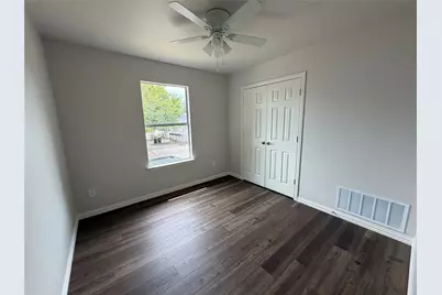 1000 Throckmorton Street #A,B, McKinney, TX 75069 - Photo 11