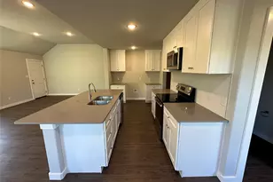 1702 E Powell Ave, Fort Worth, TX 76104 - Photo 7