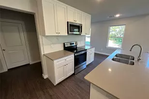 1702 E Powell Ave, Fort Worth, TX 76104 - Photo 5