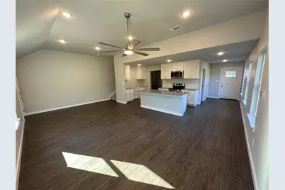1702 E Powell Avenue, Fort Worth, TX 76104 - Photo 3