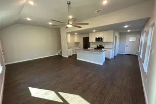 1702 E Powell Ave, Fort Worth, TX 76104 - Photo 3