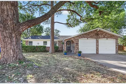441 Nathan Street, Burleson, TX 76028 - Photo 3