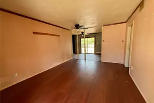 943 Deerwood Dr, Dallas, TX 75232 - Photo 3