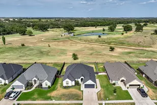172 Crenshaw Ct, Stephenville, TX 76401 - Photo 3