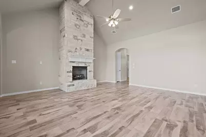 172 Crenshaw Court, Stephenville, TX 76401 - Photo 9