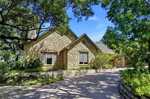 1924 Kensington Dr, Fort Worth, TX 76110 - Photo 1