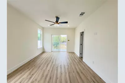 1950 Gallagher Street, Dallas, TX 75212 - Photo 11