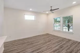 1583 Fiji St, Dallas, TX 75203 - Photo 7