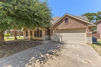 401 Hidden Knoll Drive, Burleson, TX 76028 - Photo 1