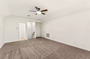 401 Hidden Knoll Dr, Burleson, TX 76028 - Photo 21