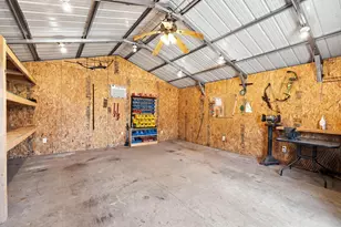117 Leslie St, Bonham, TX 75418 - Photo 33