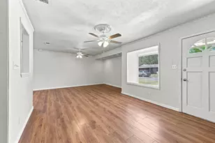117 Leslie St, Bonham, TX 75418 - Photo 5