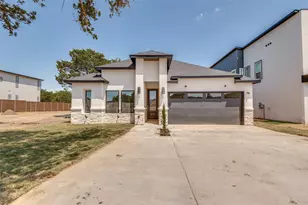 3913 Blue Ridge Blvd, Dallas, TX 75233 - Photo 1