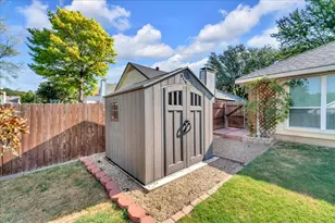 7449 Bear Lake Dr, Fort Worth, TX 76137 - Photo 35