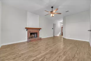 7449 Bear Lake Dr, Fort Worth, TX 76137 - Photo 9