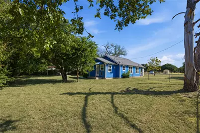 504 Fannin Street, Millsap, TX 76066 - Photo 23