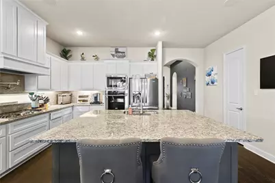 12505 Amesbury Way, Farmers Branch, TX 75234 - Photo 11