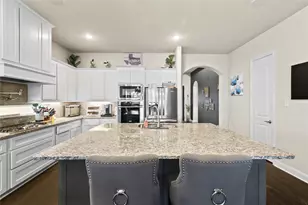12505 Amesbury Way, Farmers Branch, TX 75234 - Photo 11